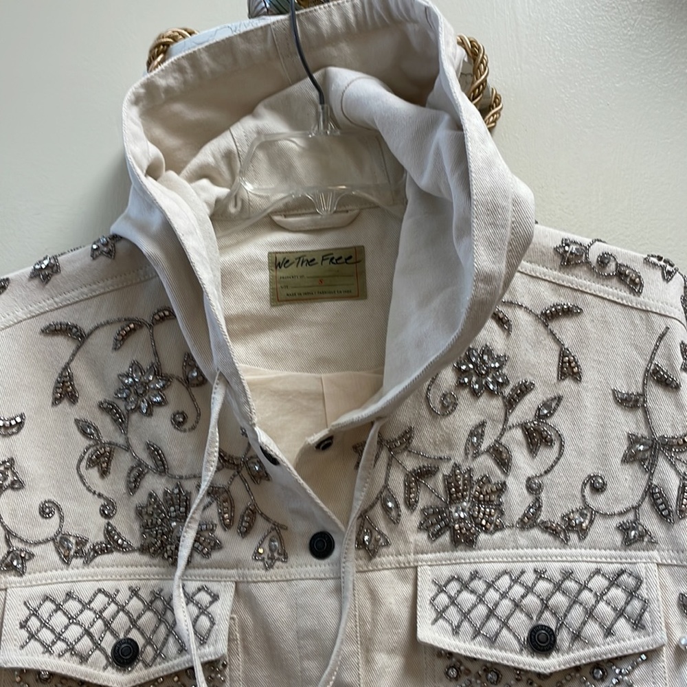 New Women’s We The Free Moonlight Hooded Denim Jacket!!🔥🔥🔥 - Picture 8 of 13